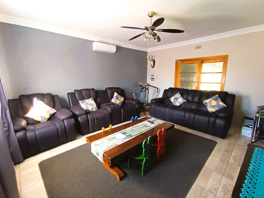 3 Bedroom Property for Sale in Bloemdal Free State